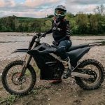 Експлуатація електричного ендуро взимку: поради, ризики, лайфхаки