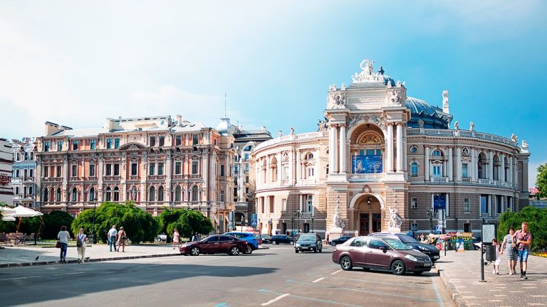 Відрядження до Одеси: які документи й умови проживання погодити до оплати